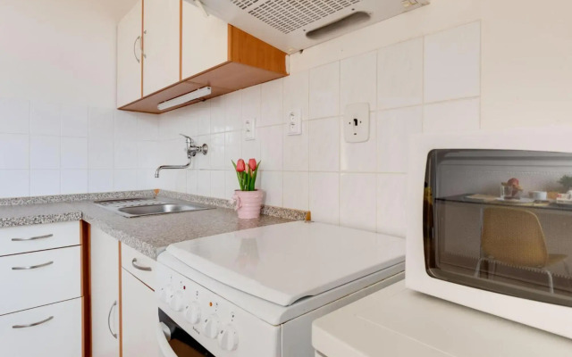 Sunshine Apartment near the City center