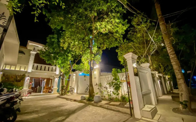 Muni Residence & Spa