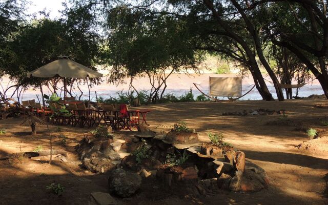 Loyk Tsavo Camp