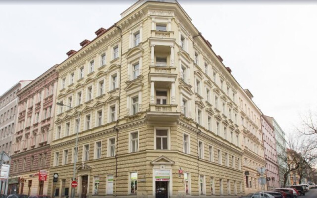 Prague Byt 20 Apartment