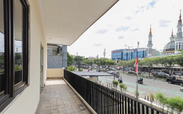 Urbanview Roemah Tebet by RedDoorz
