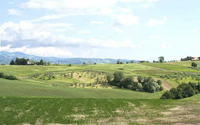 Giuly Rosselmini Residence