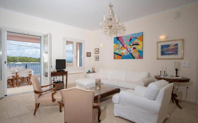Paradise House Apart2, 5min walking distance to Fiskardo center