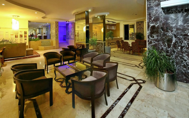 Kleopatra Celine Hotel
