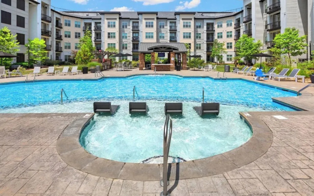 Landing Charlotte Apartments