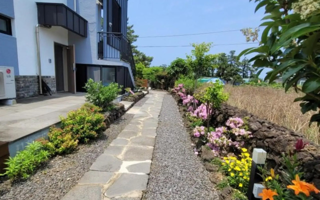Jeju Hyeopjae Bliss Pension