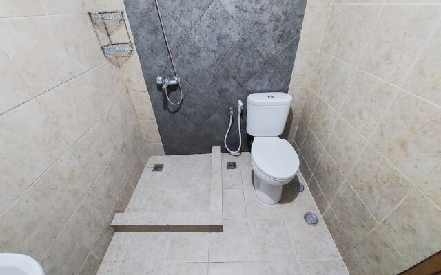 Comfort And Simply Look 2Br At Great Western Apartment