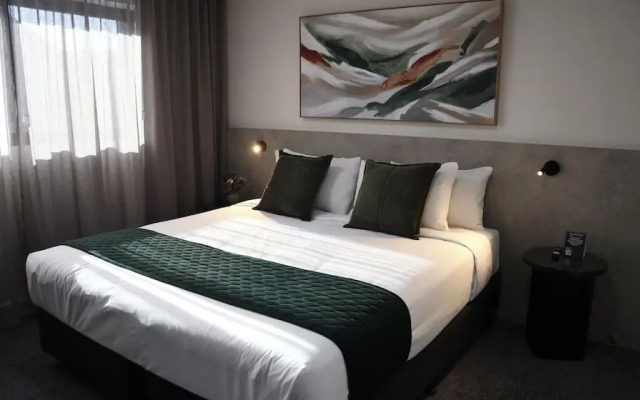 40 on Marshall Street