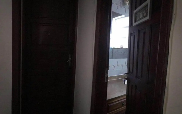 S. Castro 203 - GHS 38137