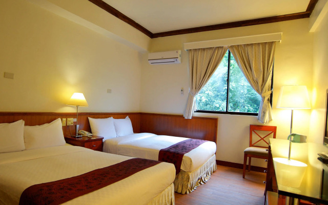 Newjhihben Hotel