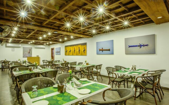 Super OYO Townhouse OAK Edassery's Sealine Villa Stay