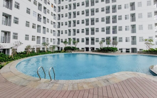 Homey and Cozy Stay Studio Room at Serpong Garden Apartmen