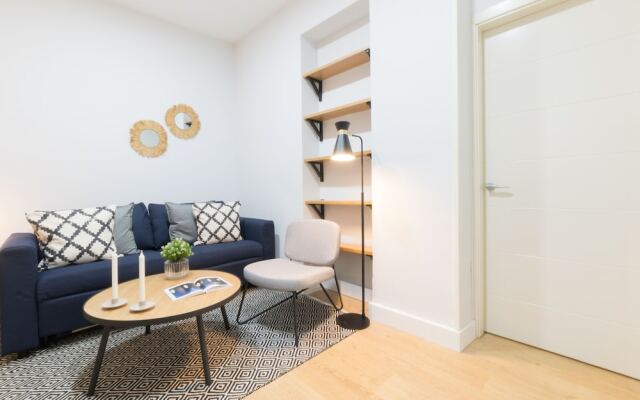Royal Apart. la Almudena by Allô Housing