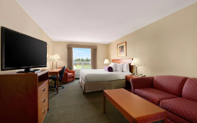 Days Inn Edmonton South