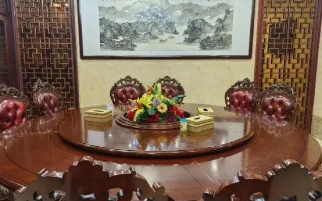 Riverside Lidu Hotel