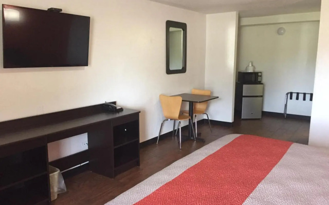Motel 6 Waco, TX