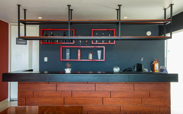 Palmetto Hotel Business La Perla