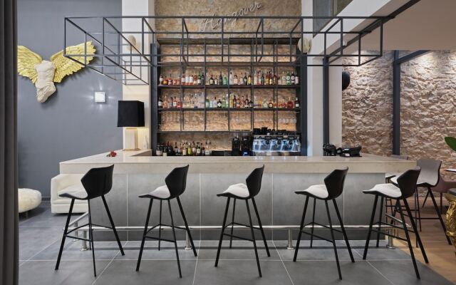 Athens The L7 Str - Luxury Boutique Collection Hotel