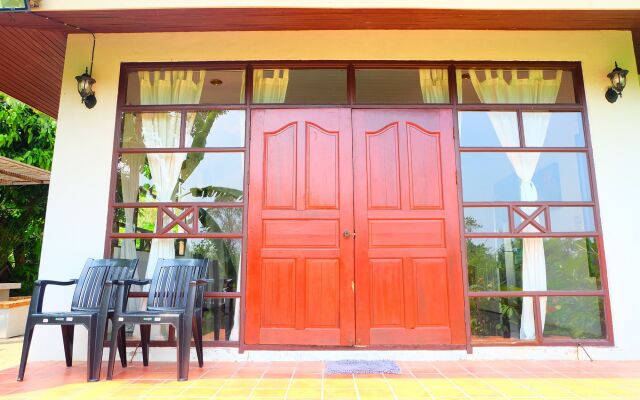 Villa Franjipani Maerim