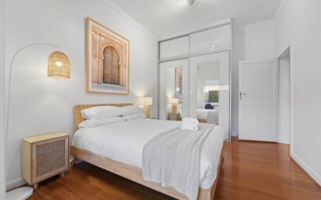 Art Deco Style Apartment