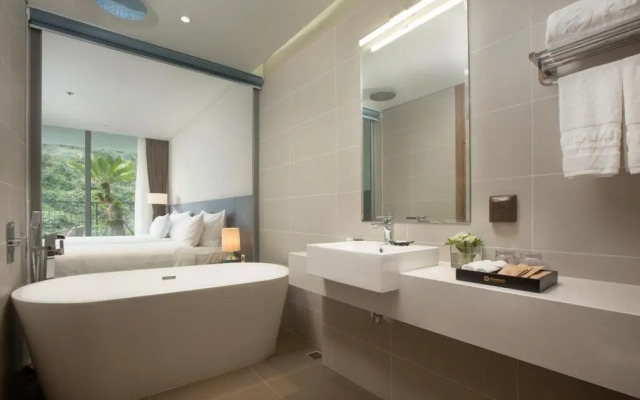 Flamingos Cat Ba Resort Apartment