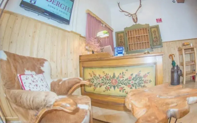 Berghi Hotel and Apartments