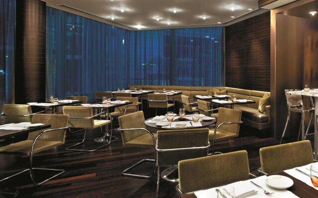 Hyatt Vancouver Downtown Alberni Hotel