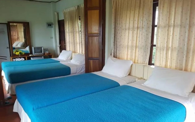 Rai Fhun Pen Jing Resort