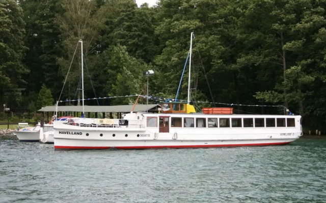 on Grimnitzsee With Lake Views