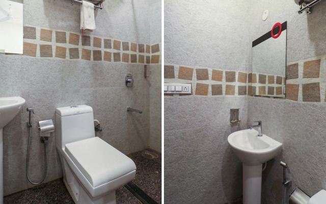 Capital O 67657 Schmear Suites