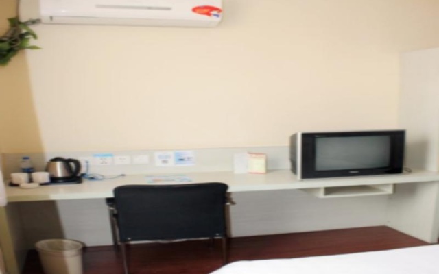 Hanting Hotel Xuzhou Railway Station – Guest Rooms – Xuzhou