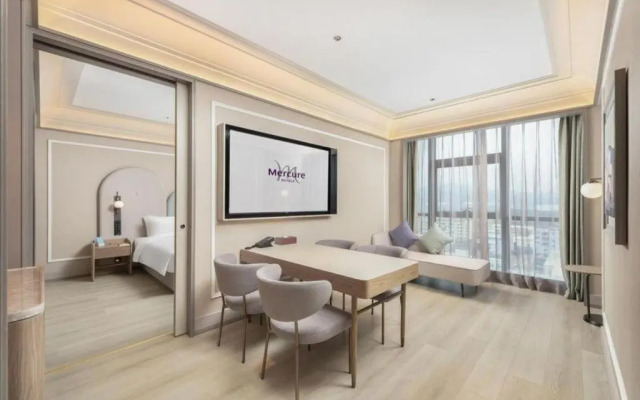 Vienna Hotel Dongguan Song Flower Lake