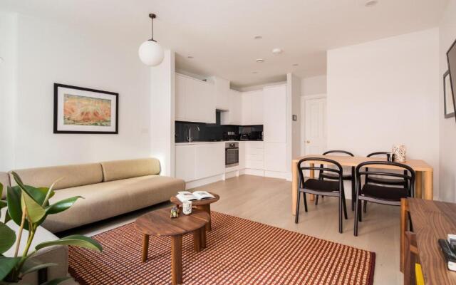 Hausd - Leicester Square