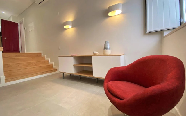 Cardeal Suites & Apartments