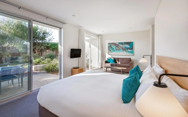 Smiths Beach Resort