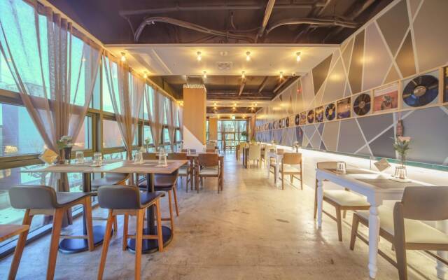 The Venezia Suite Hotel