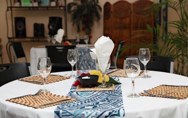 Moanalisa Hotel