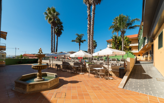 Aparthotel Atlántico Resort