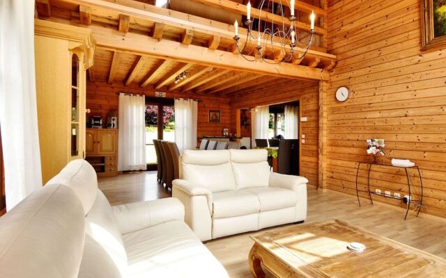 Splendid Chalet near Durbuy