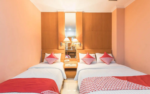 OYO 671 Hotel Capitol