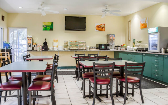 Studio 6 Pensacola, FL - West I-10