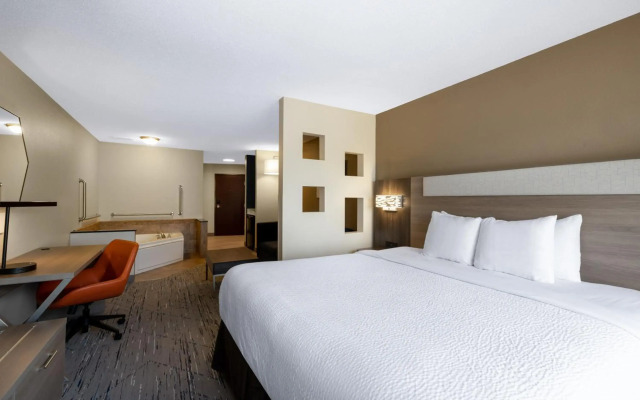 Holiday Inn Express Rochester South - Mayo Area by IHG