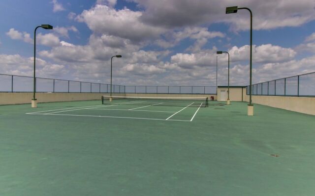 Phoenix on the Bay 2 by Brett Robinson Vacations