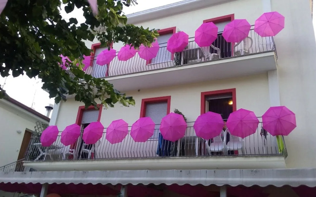 Hotel Eriale