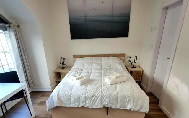 jaffa 17 shani studio suite