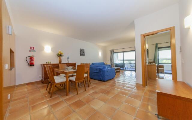 B39 - Marina Hill Apartment