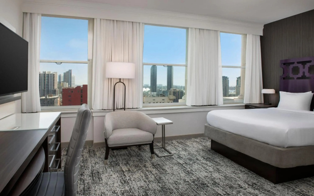Courtyard by Marriott San Diego Downtown