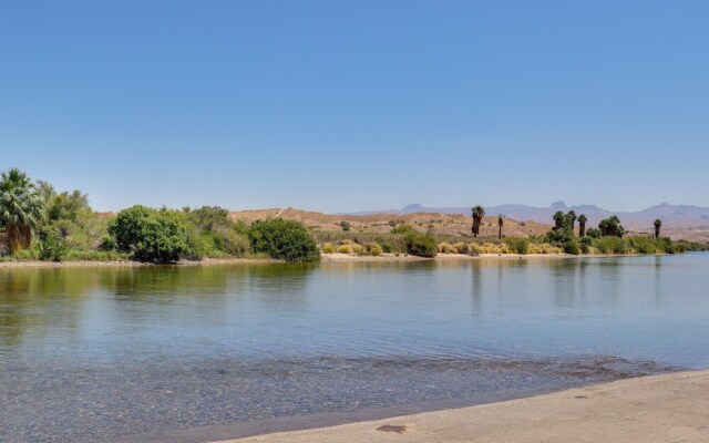 Riverfront Bullhead City Home w/ Mountain Views!