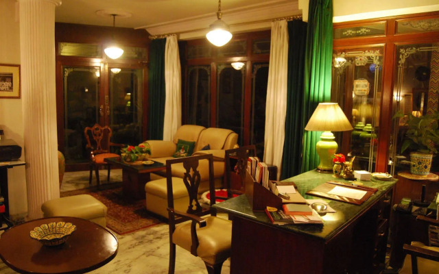 Sugan Niwas Palace