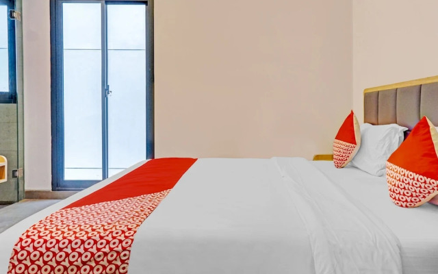 Super OYO Capital O 90635 Tango Juliet Residence